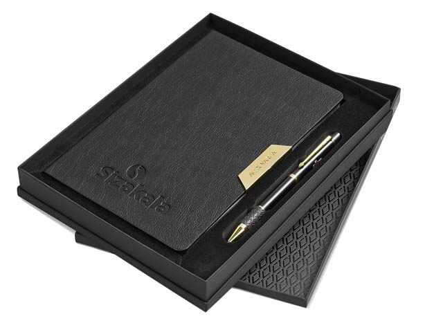 Alex Varga Onassis Hard Cover Gift Set - Image 2